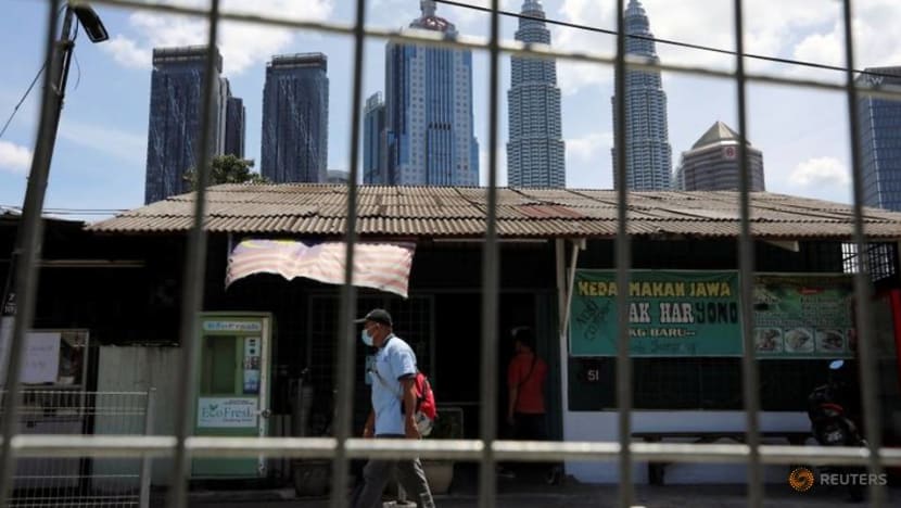 Active COVID-19 cases in Malaysia surpass 50,000 mark Active COVID-19 cases in Malaysia surpass 50,000 mark