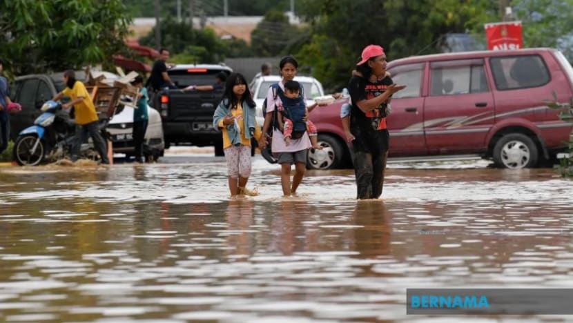 Notis banjir kilat dikeluarkan bagi 5 negeri di M'sia Notis banjir kilat dikeluarkan bagi 5 negeri di M'sia