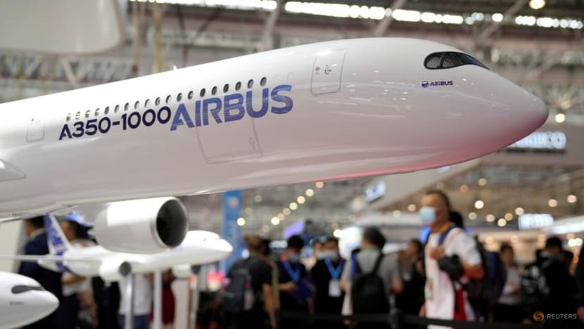 Qantas to break London flight barrier with Airbus jet order -sources Qantas to break London flight barrier with Airbus jet order -sources