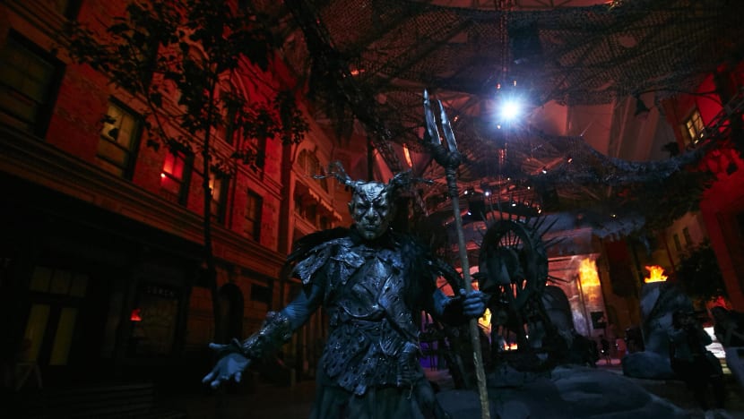 All You Need To Know About Halloween Horror Nights 7 — From Gory K-Pop To Ghastly Mall Crashes