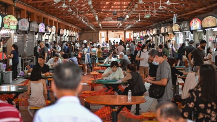 6 individu belum lengkap divaksin didapati makan di pusat penjaja sejak sekatan COVID-19 dilonggarkan 6 individu belum lengkap divaksin didapati makan di pusat penjaja sejak sekatan COVID-19 dilonggarkan