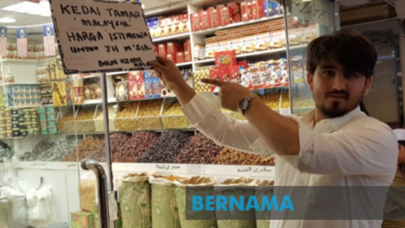 Pak 'Arab' ini bijak bertutur Bahasa Melayu demi pikat pelanggan di Makkah