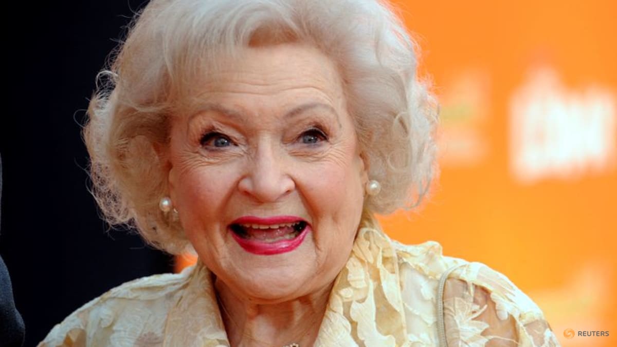 golden-girl-betty-white-dies-aged-99-just-shy-of-her-100th-birthday