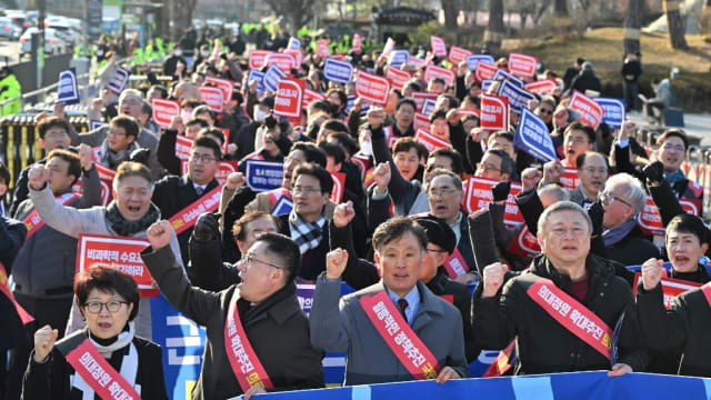 韩国将实地检查50家医院 以司法处理不复工医生
