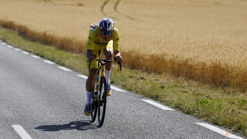 Van Aert masterclass as Belgian extends Tour lead with stage four solo win Van Aert masterclass as Belgian extends Tour lead with stage four solo win