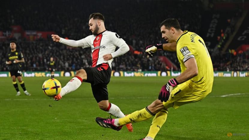 Southampton stay bottom after 1-0 defeat by Aston Villa Southampton stay bottom after 1-0 defeat by Aston Villa