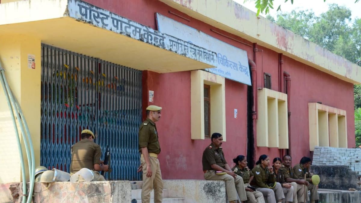 10 newborns killed in India hospital fire 10 newborns killed in India hospital fire