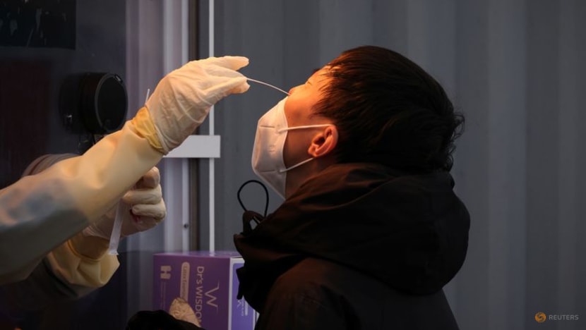 South Korea urges COVID-19 booster shots, as severe cases hit record South Korea urges COVID-19 booster shots, as severe cases hit record