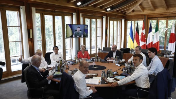 Zelenskyy urges G7 to help end Ukraine war by winter