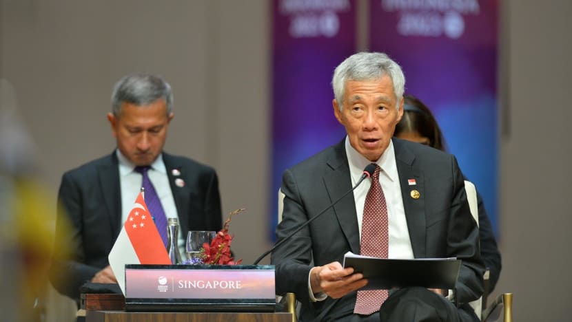 pm lee hsien loong asean summit retreat session september 2003