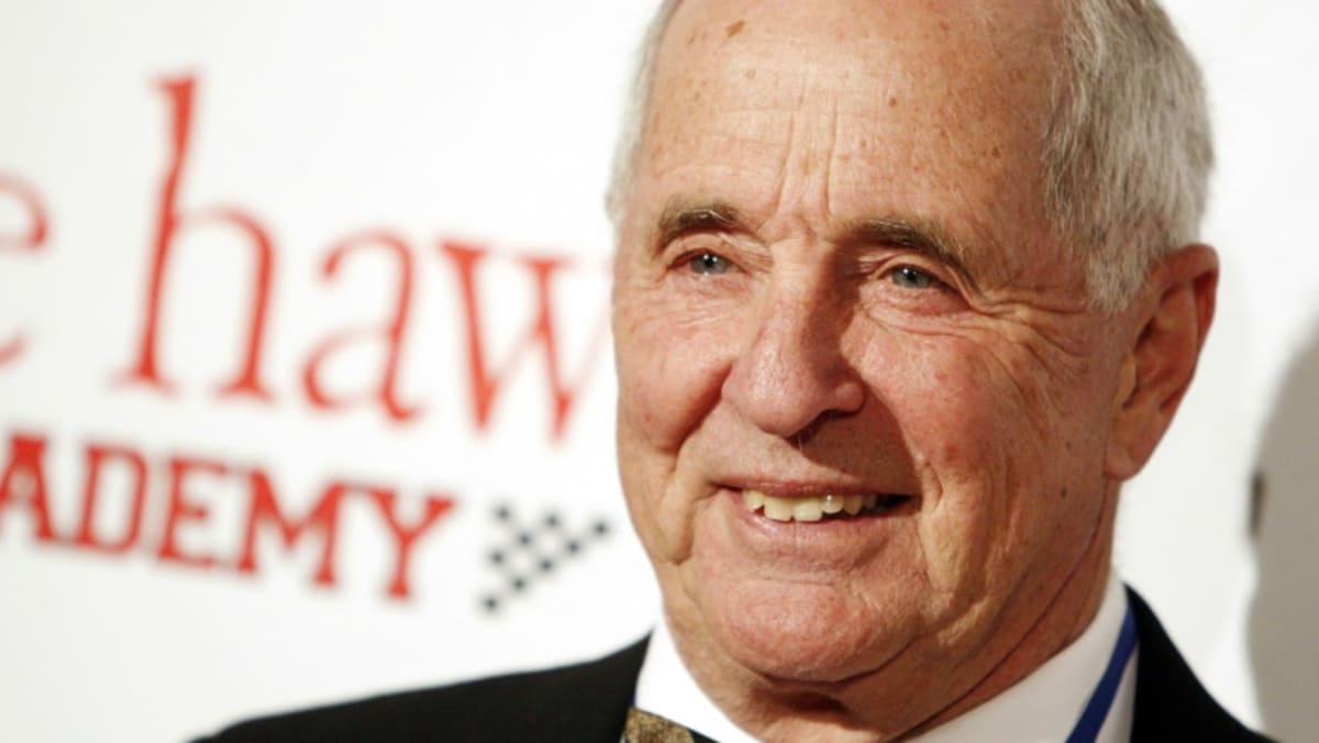 Apollo 8 astronaut dies in small plane crash at age 90 Apollo 8 astronaut dies in small plane crash at age 90