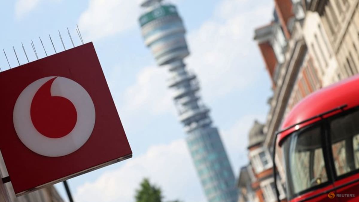 Penggabungan seluler Vodafone dan Hutchison di Inggris menghadapi ujian berat lainnya