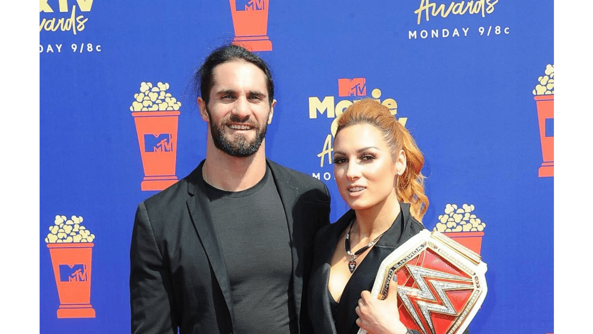 Look: WWE's Becky Lynch, Seth Rollins get engaged 