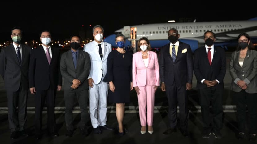 US House Speaker Nancy Pelosi arrives in Taiwan, China says visit 'seriously infringes' upon its sovereignty 