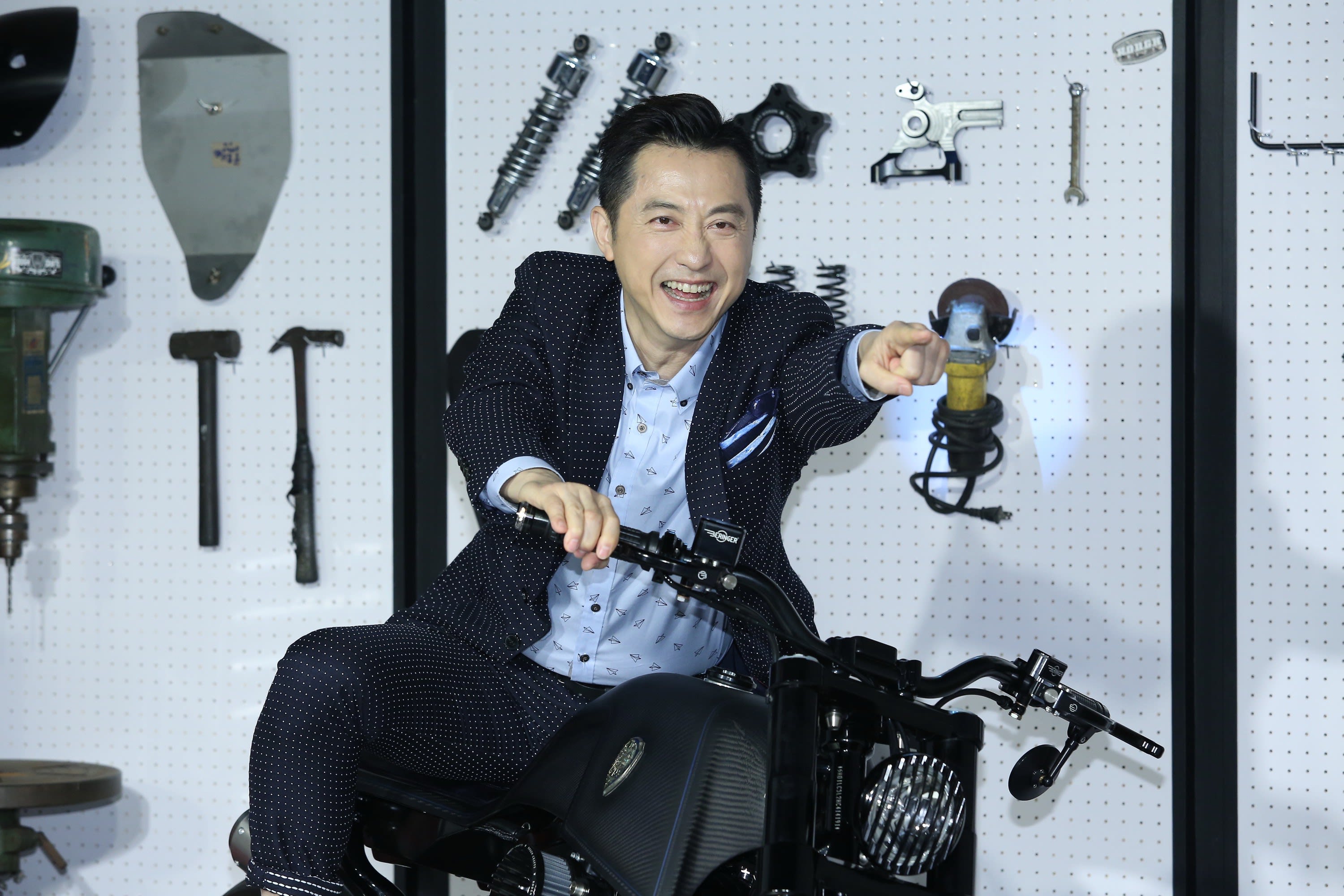 57-Year-Old Harlem Yu To Be Dad For The Third Time 57-Year-Old Harlem Yu To Be Dad For The Third Time