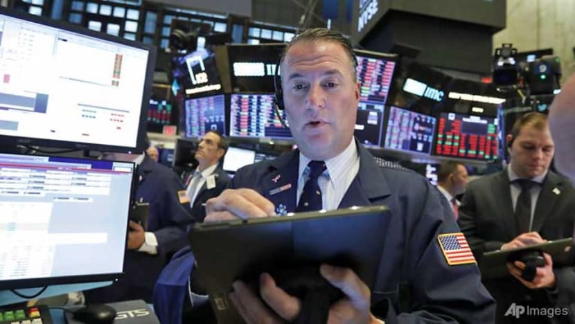 US stocks fall as hopes dim for latest US-China trade talks US stocks fall as hopes dim for latest US-China trade talks