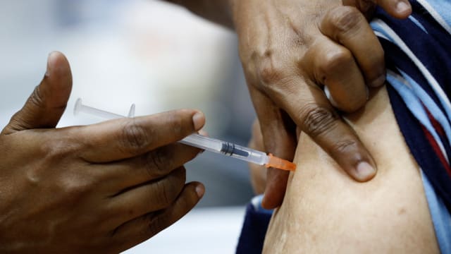【冠状病毒19】本地超过90万人已接种首剂疫苗