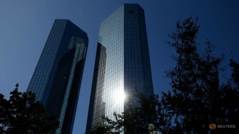 Expected bank merger wave puts Deutsche Bank on stand-by Expected bank merger wave puts Deutsche Bank on stand-by