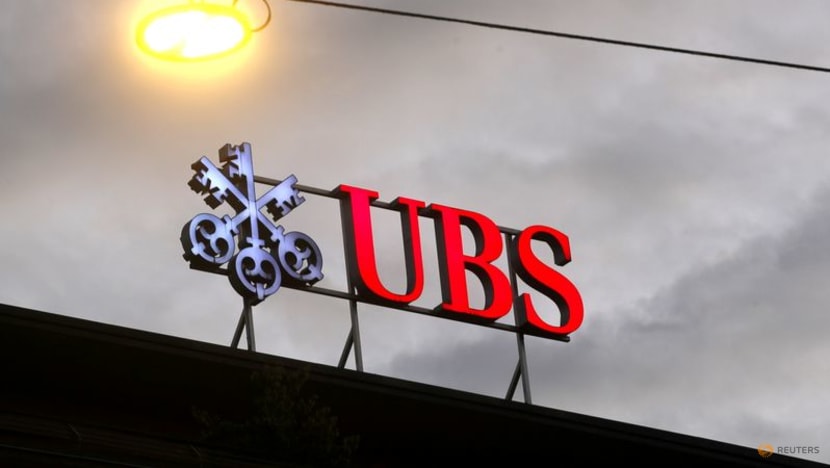 UBS gives Hong Kong staff COVID-19 quarantine cash