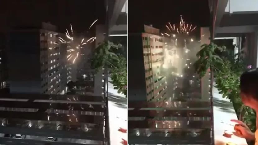 Polis siasat 'pertunjukan bunga api' di Jurong West Polis siasat 'pertunjukan bunga api' di Jurong West