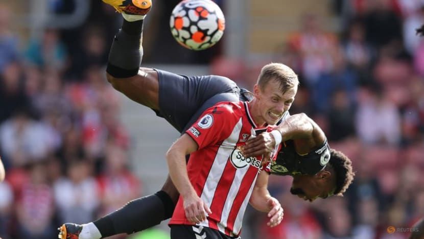 Football: Jimenez back on scoresheet as Wolves beat Southampton Football: Jimenez back on scoresheet as Wolves beat Southampton