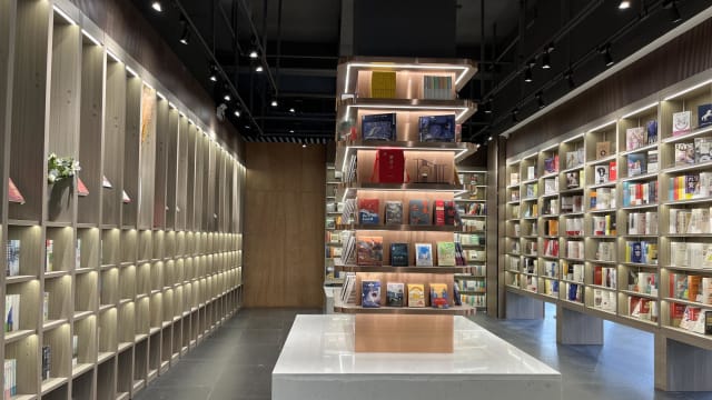 【城市呼吸｜刘晓义】书店，从单纯模样到文化空间