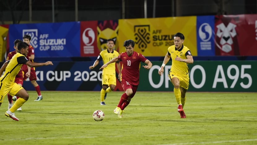Vietnam beat Malaysia 3-0 at Suzuki Cup