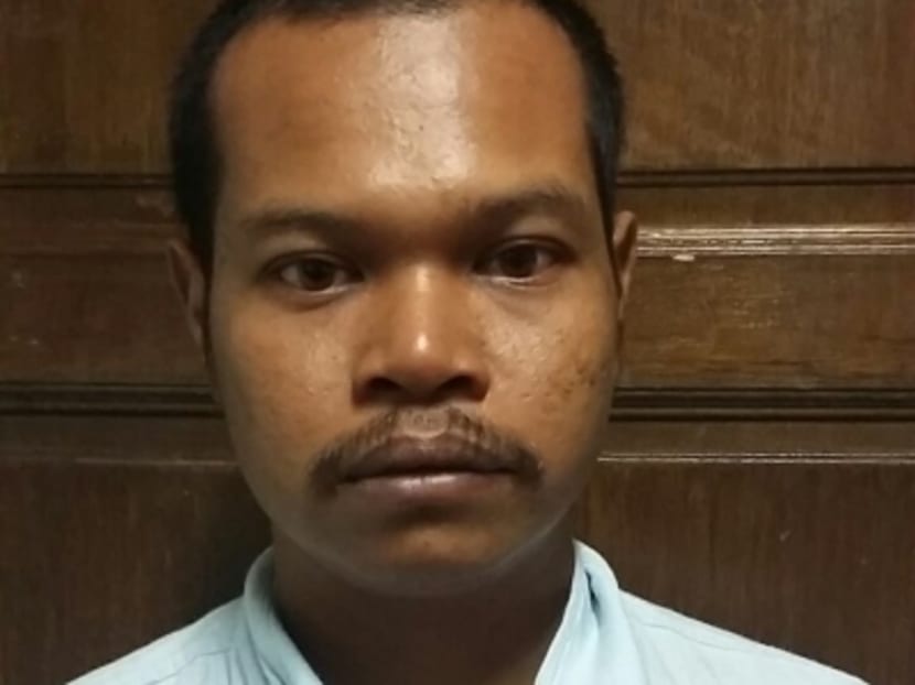 Malaysian police has since released a picture of Mohd Rozali Omar and is seeking public assistance to apprehend him. Photo: The Malay Mail Online