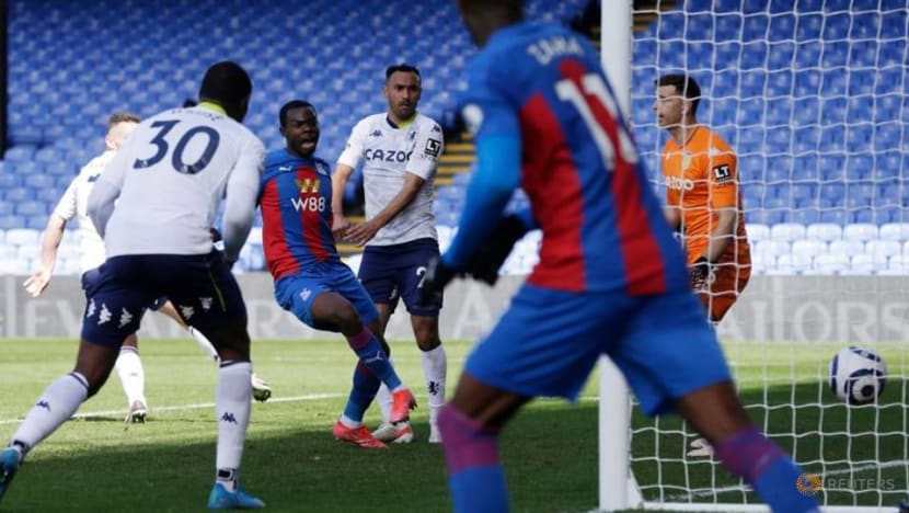 Football: Palace strike late to sink Villa 3-2 in thrilling clash Football: Palace strike late to sink Villa 3-2 in thrilling clash