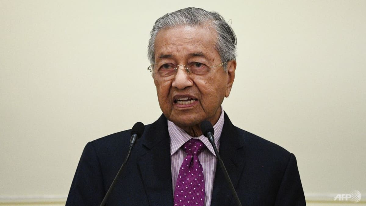 Mantan pemimpin Malaysia Mahathir di rumah sakit, kedua kalinya dalam beberapa minggu