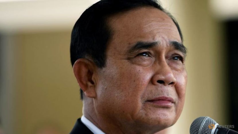 Thai PM sorry for COVID-19 vaccination delays-edit