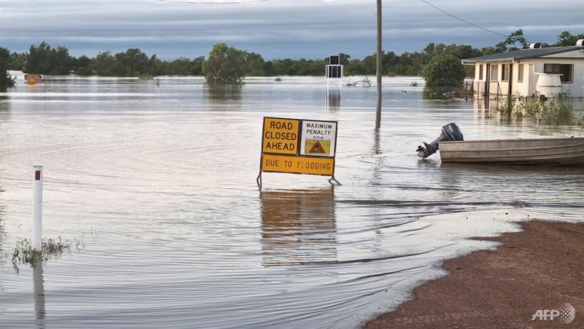 Record-breaking Queensland flood peak predicted for Sunday: Forecaster Record-breaking Queensland flood peak predicted for Sunday: Forecaster