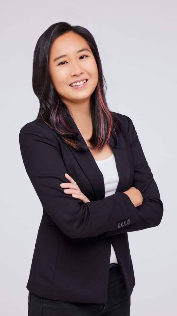 Clarabelle Chong - Senior Research Writer (English Entertainment Productions) Clarabelle Chong - Senior Research Writer (English Entertainment Productions)