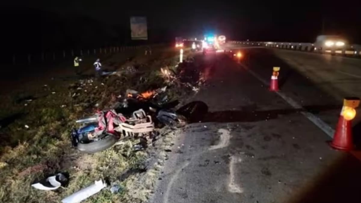 Two Singaporeans killed, four injured after lorry rams motorcycle convoy in Johor
