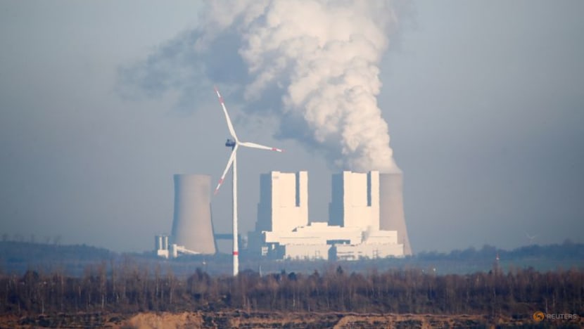 Counting CO2 is hard and expensive, but tech firms think they have a solution Counting CO2 is hard and expensive, but tech firms think they have a solution