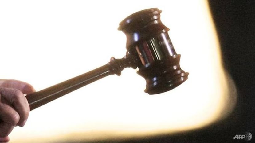 Cucu pengasas OG dihadapkan ke mahkamah atas tuduhan ganggu suami kekasih