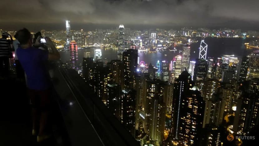 Hong Kong stocks rally more than 2% on trade hopes Hong Kong stocks rally more than 2% on trade hopes