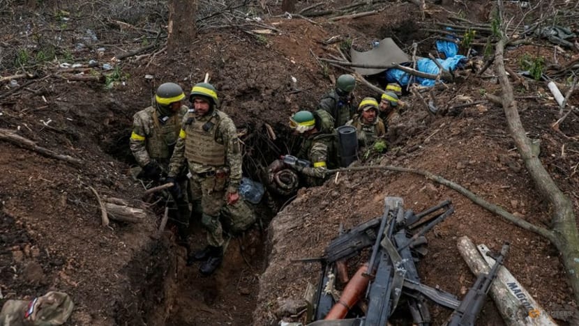 Ukraine reports new advances near eastern city of Bakhmut