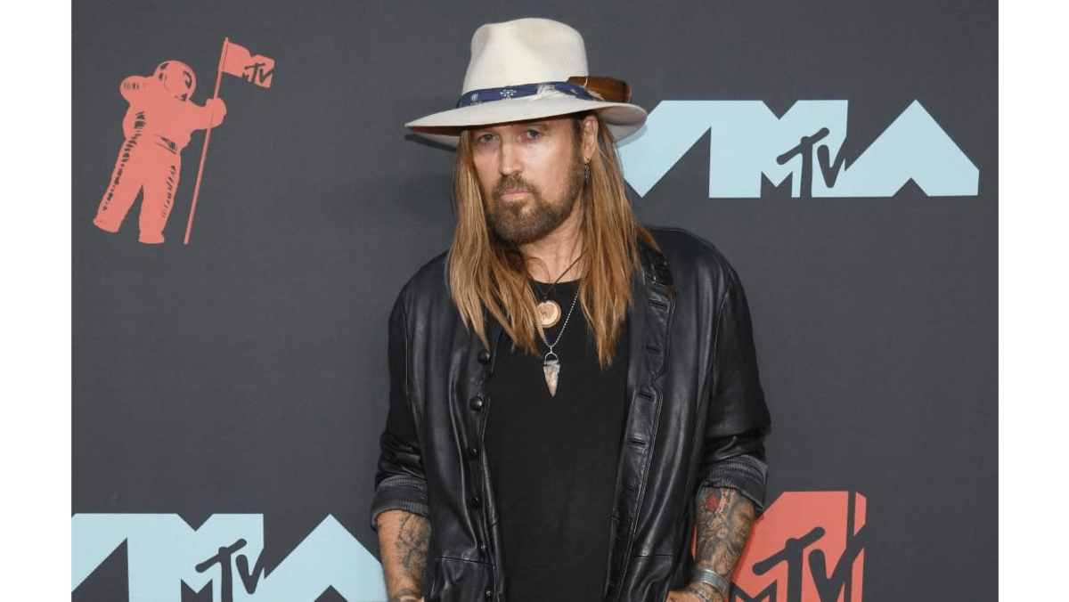 Billy Ray Cyrus Says 'Hannah Montana' Prequel Is In The Works