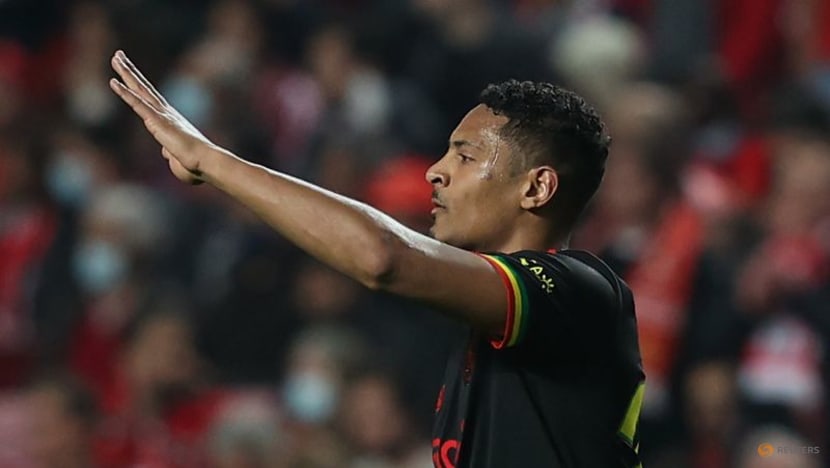 Dortmund striker Haller sidelined indefinitely after discovering tumour Dortmund striker Haller sidelined indefinitely after discovering tumour