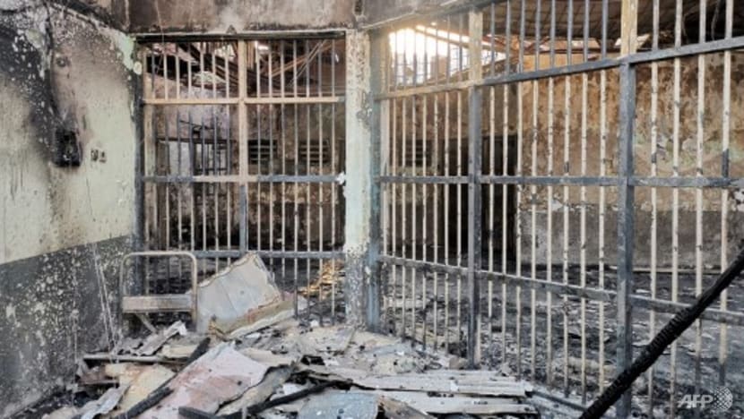 41 dead after fire breaks out at overcrowded Indonesian prison 41 dead after fire breaks out at overcrowded Indonesian prison