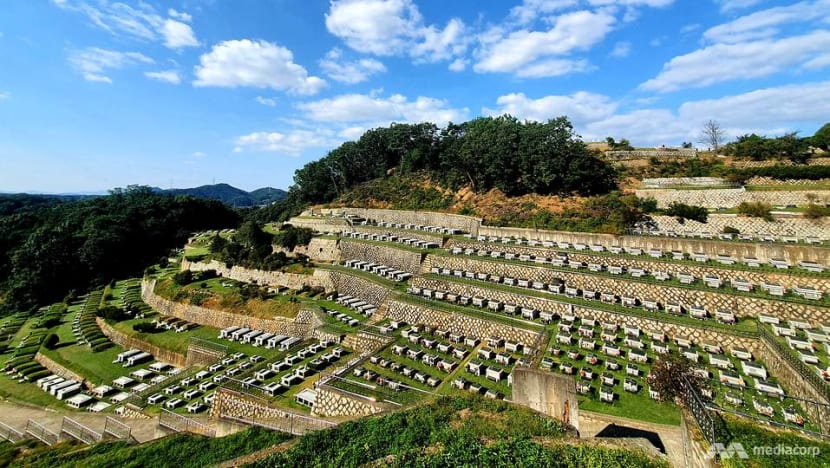 Graves, trains and traditional pancakes: How COVID-19 is changing Chuseok, one of South Korea’s biggest holidays Graves, trains and traditional pancakes: How COVID-19 is changing Chuseok, one of South Korea’s biggest holidays