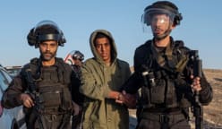 Berpuluh warga Palestin cedera dalam pertempuran dengan tentera Israel