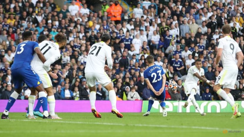 Football: Raphinha rocket earns Leeds 2-2 home draw against Everton Football: Raphinha rocket earns Leeds 2-2 home draw against Everton