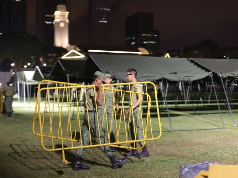 Gallery: Tear down operation begins after queue to pay respects to Mr Lee Kuan Yew closed