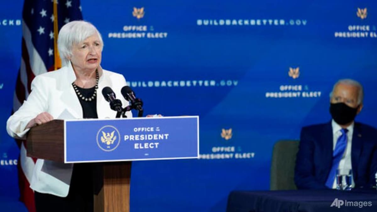 Senat AS memberikan suara mayoritas untuk mengukuhkan Janet Yellen sebagai kepala Departemen Keuangan perempuan pertama