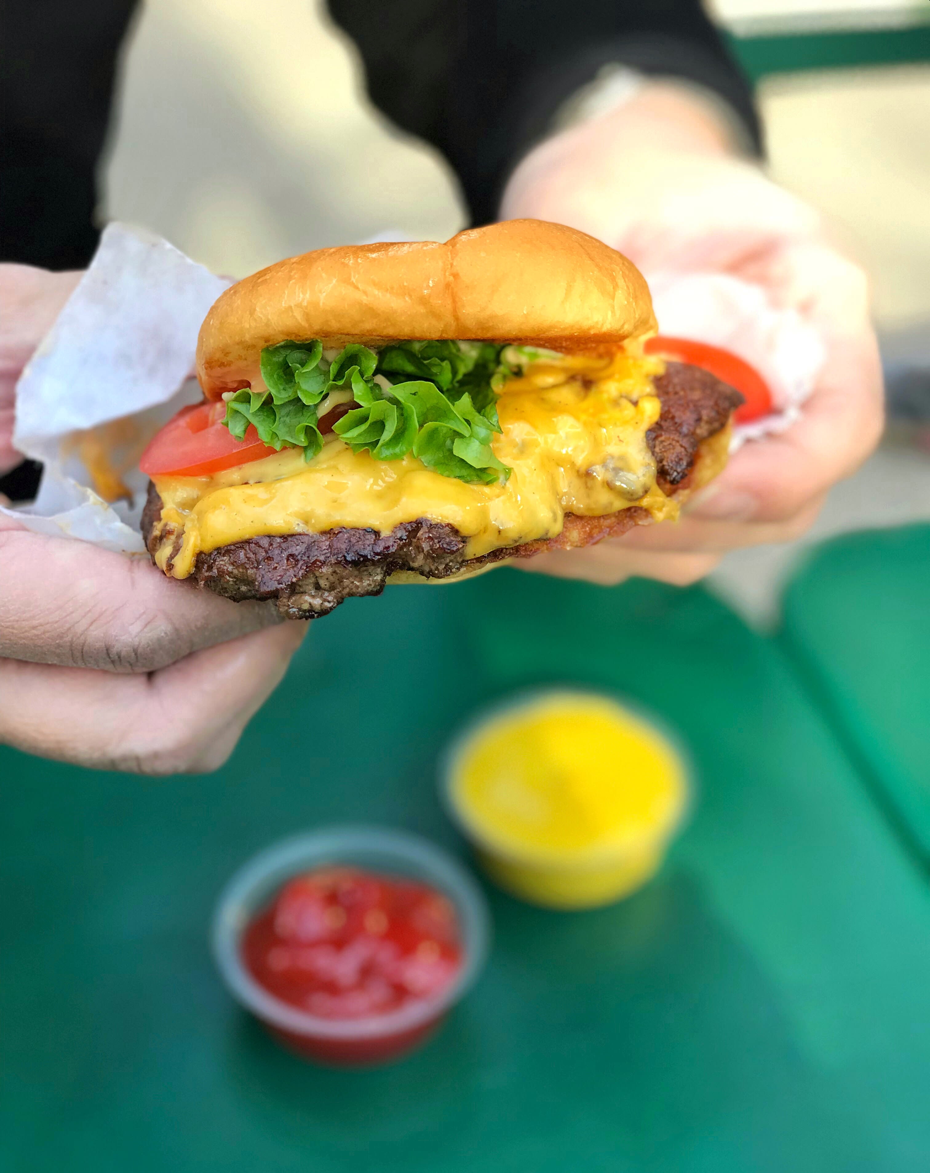 New York Burger Chain Shake Shack Rumoured To Be Opening At Jewel Changi Airport New York Burger Chain Shake Shack Rumoured To Be Opening At Jewel Changi Airport