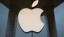 Apple to turn iPhones into payment terminals, rival Square: Report