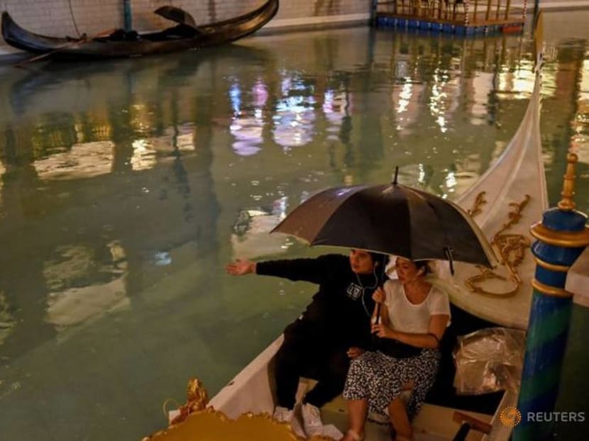 Movie by gondola: Philippine cinema offers Venice-themed pandemic escape Movie by gondola: Philippine cinema offers Venice-themed pandemic escape