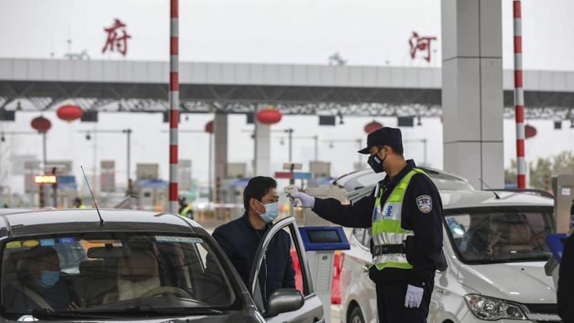 Wuhan virus death toll hits 42 as cases soar to nearly 1,300 in China Wuhan virus death toll hits 42 as cases soar to nearly 1,300 in China